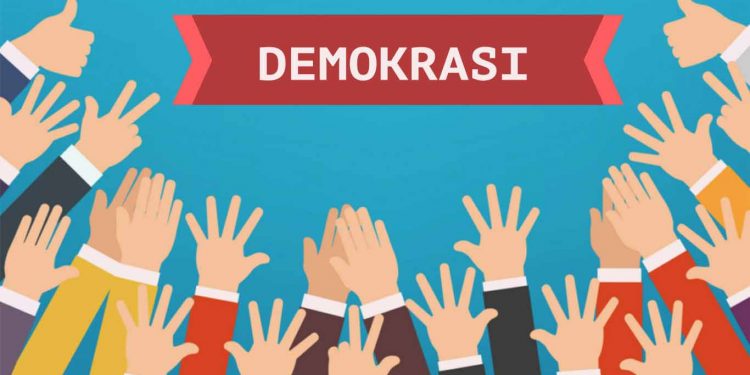 Politisi Singgung Kemunduran Demokrasi, Ekonom Menyoal Hakikatnya