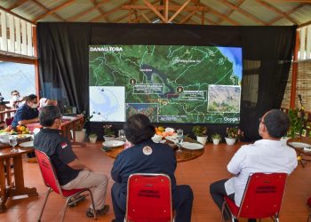 Menteri LHK Kunjungi Kawasan Pariwisata Danau Toba dalam Rencana RHL