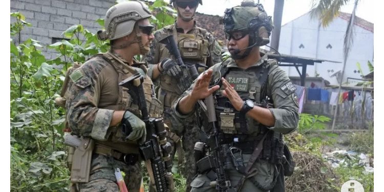 Marinir Indonesia dan AS Latihan Pembebasan Sandera