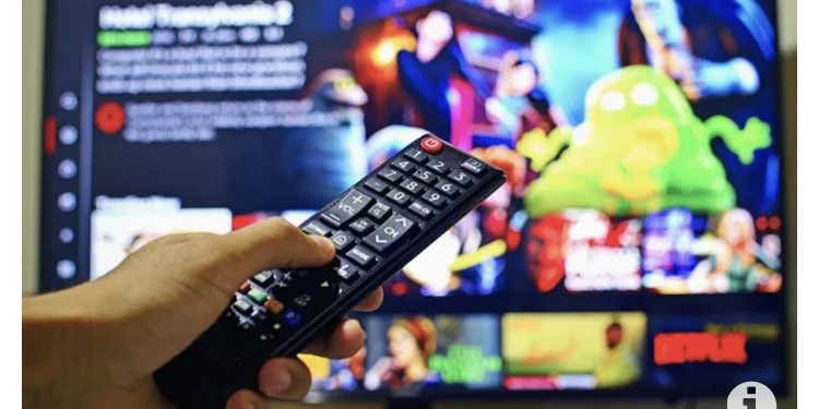 Siaran Televisi Analog Dihentikan Bertahap Mulai Tahun Ini