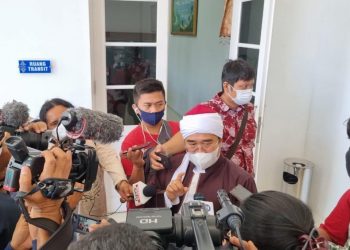 Ketua MUI Sumbar Menolak Peniadaan Ibadah di Masjid Selama PPKM