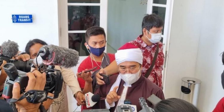 Ketua MUI Sumbar Menolak Peniadaan Ibadah di Masjid Selama PPKM