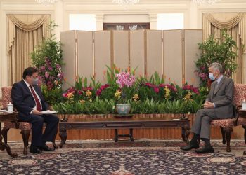 Menko Airlangga Bertemu dengan PM Singapura, Ini yang Dibicarakan