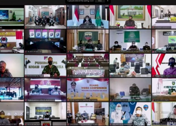 Ratas Evaluasi Perkembangan dan Tindak Lanjut PPKM Level 4 oleh Presiden