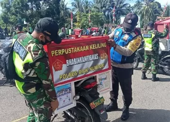 TNI/Polri di Biak Luncurkan Perpustakaan Keliling untuk Warga