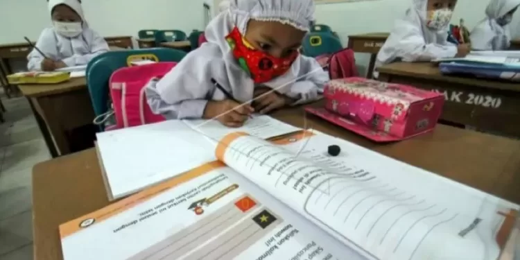 Pembelajaran Tatap Muka Boleh Dilakukan di Area PPKM Level 1 sampai 3