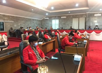 GMNI Sukabumi Raya Beraudiensi dengan DPRD terkait Pembangunan Pasar Pelita