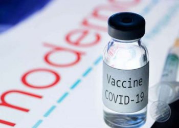 Menkes Pastikan Vaksin Ketiga Akan Diberikan ke Tenaga Kesehatan