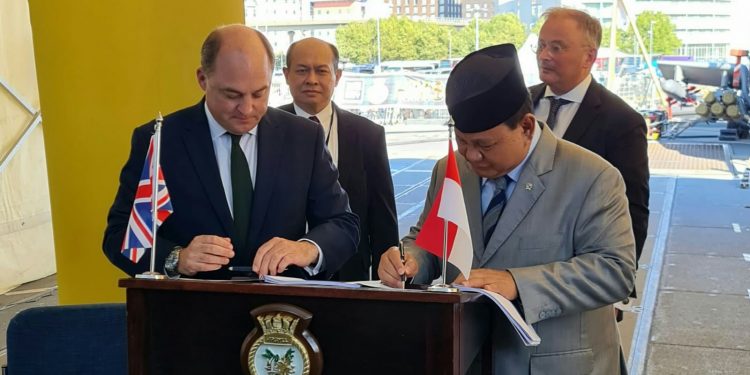 Menhan Prabowo Subianto Hadiri Pameran Industri Pertahanan Terbesar di Inggris
