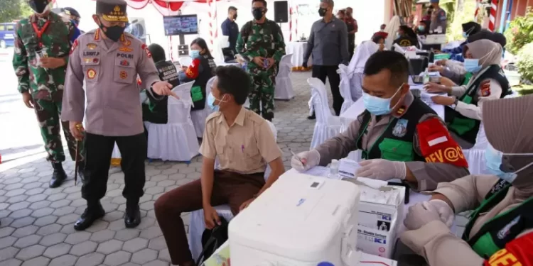 Kapolri Minta Pemprov NTB Mempercepat Vaksinasi Nasional