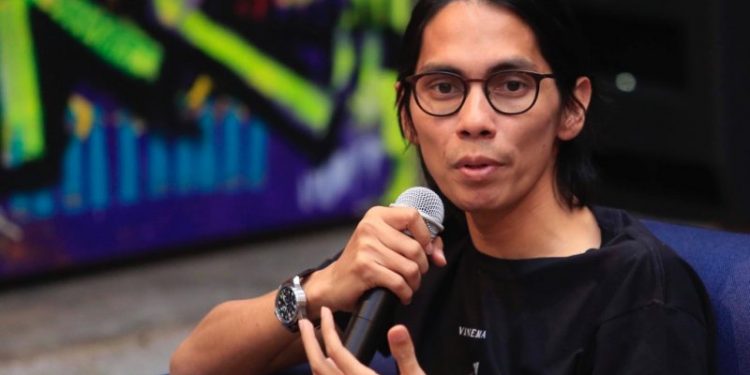 Sutradara Angga Sasongko Protes Televisi yang Hadirkan Saiful Jamil