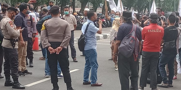 ProDem Menyoroti Pandora Papers yang Menyeret Dua Pejabat Tanah Air