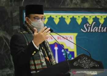 Anies Dapat Gelar Tokoh Betawi