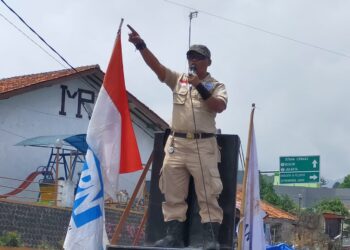 Buruh SPN Cianjur Tuntut UMK Naik 21 Persen
