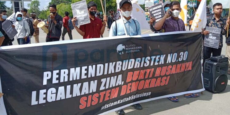 Aliansi Mahasiswa Bersuara Sultra Tolak Permendikbudristek Nomor 30 Tahun 2021