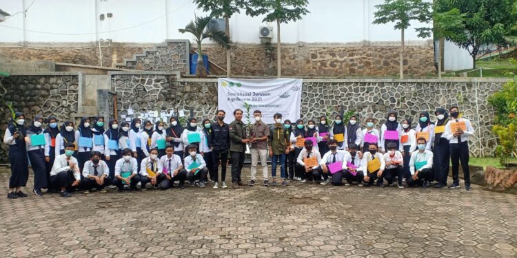 Universitas Suryakencana Ikut Berkontribusi dalam Pelestarian Lingkungan