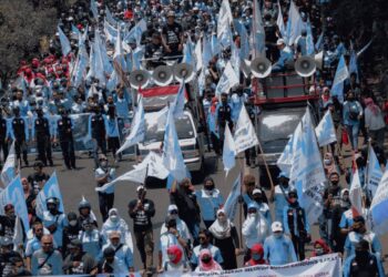 Aksi Ribuan Buruh SPN se-Jabar di Bandung: Menyoal PKB-Mogok Nasional