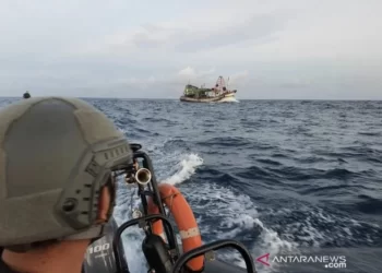 Bakamla Tangkap Kapal Ikan Berbendera Vietnam di Laut Natuna Utara