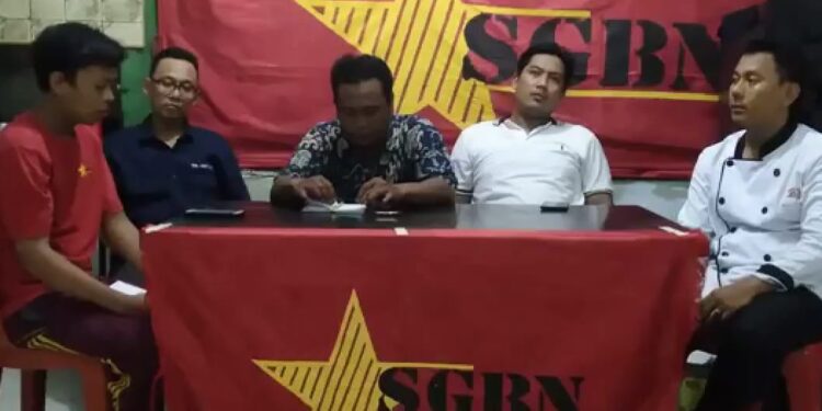 Perundingan PKB Menjadi Salah Satu Akibat Pekerja di-PHK oleh Perusahaan