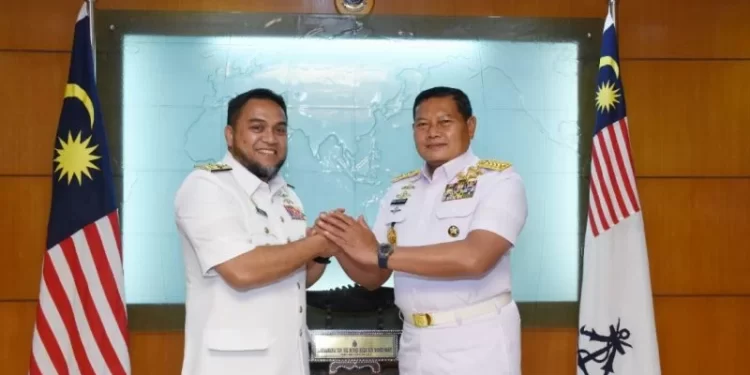 Kasal Lakukan Diplomasi Militer Perkokoh Hubungan dengan AL Malaysia