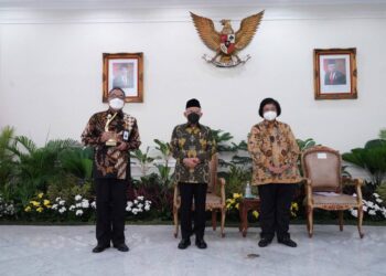 Didampingi Menteri LHK, Wapres Beri Penghargaan ke Perusahaan yang Peduli Lingkungan