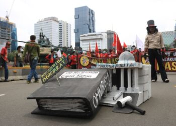 FPBI Melakukan Aksi, Kritik MK dan Minta Dibatalkannya UU Ciptaker