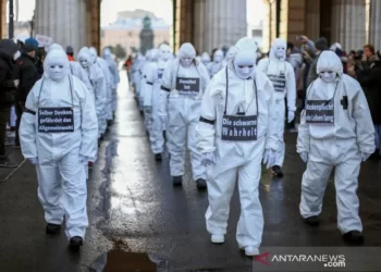 Massa Austria Tolak Pembatasan Covid-19