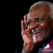 Peraih Nobel Perdamaian Desmond Tutu Wafat pada Usia 90 Tahun