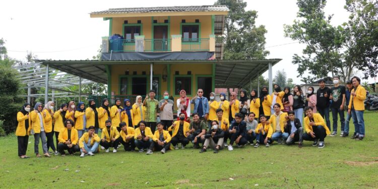 GMPN Cianjur Apresiasi Kegiatan Wisata Kampung Bahasa Inggris di Desa Sarampad