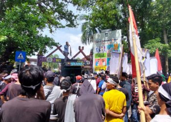 Ada Yayasan Dianggap tak Aswaja, GEMPA Aksi di Depan Kantor Gubernur NTB