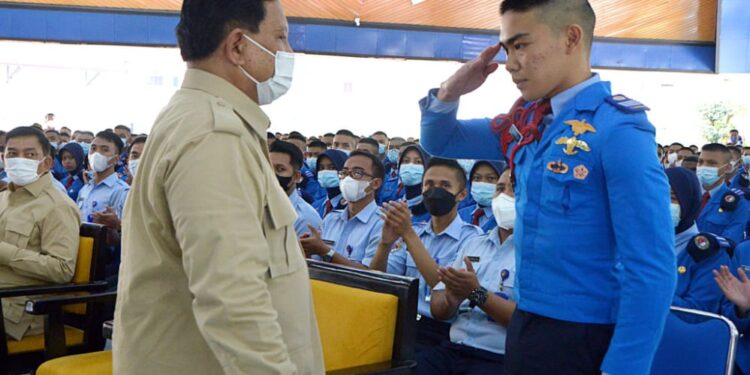 Menhan Berharap SMATN Bisa Setara dengan Sekolah Terbaik Dunia