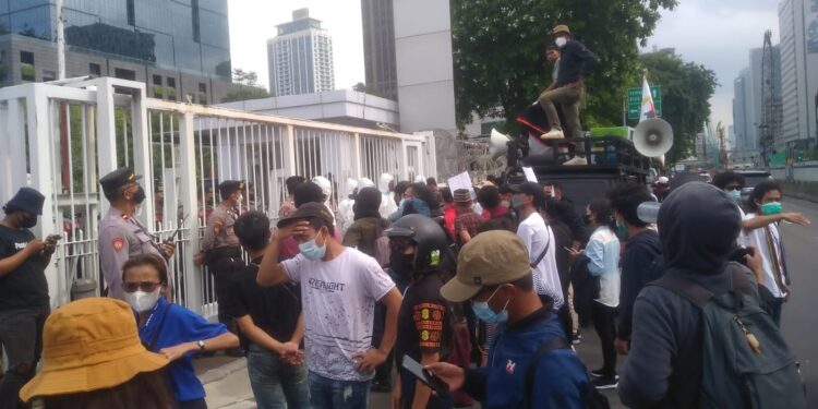 SP-NTT dan PMB-NTT Gelar Aksi di Kementerian ESDM, Respons Rencana Pembangunan Panas Bumi