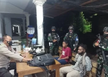 Satgas Yonif 711/RKS Gagalkan Penyelundupan 4,1 Kg Ganja dari PNG