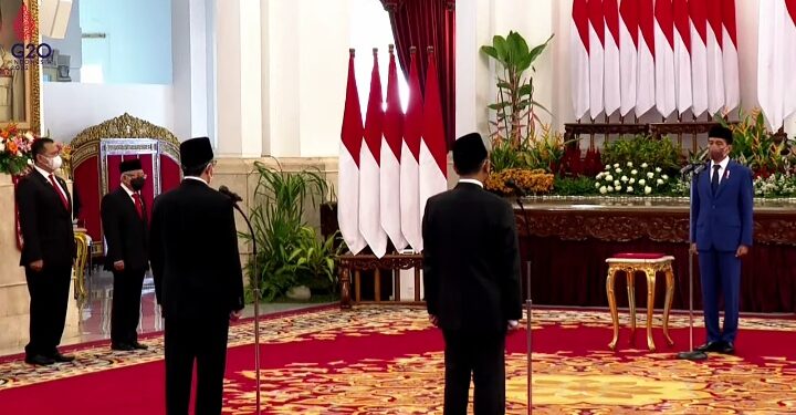 Kepala dan Wakil Kepala IKN Dilantik Presiden Jokowi