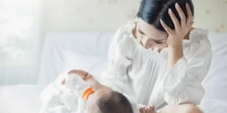 “Mom Shaming” Bisa Pengaruhi Kesehatan Mental Ibu