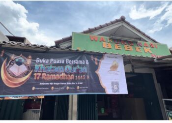 Road to 17 Ramadhan: Warung Makan Ikut Khatam Quran