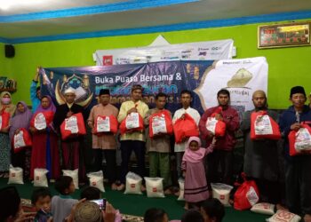 Road to 17 Ramadhan: Tabung Infaq Salurkan 100 Paket Pangan kepada Mualaf Cetho