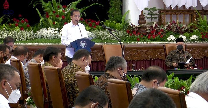 Bicara Mudik, Jokowi Juga Singgung Penundaan Pemilu dan Perpanjangan Jabatan Presiden?