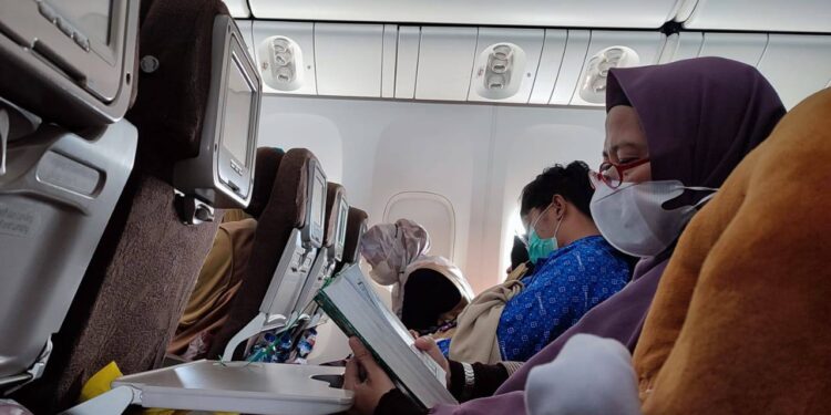 Munajat dari Tanah Suci: Ini Keunikan Jemaah Umrah UBN