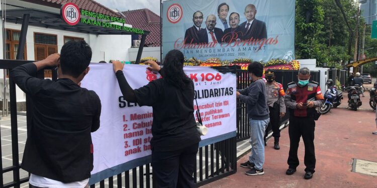 Barisan Rakyat 1 Juni (Barak 106) Ingin Ikatan Dokter Indonesia (IDI) Dibubarkan
