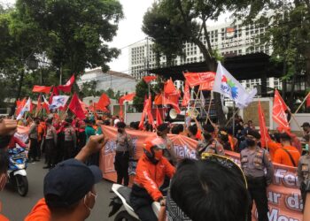 Peringati May Day 2022, Partai Buruh Aksi di KPU RI