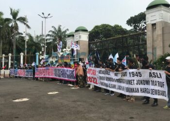 Aksi ARM dan PPMI Hari Ini di Depan DPR Memperingati May Day