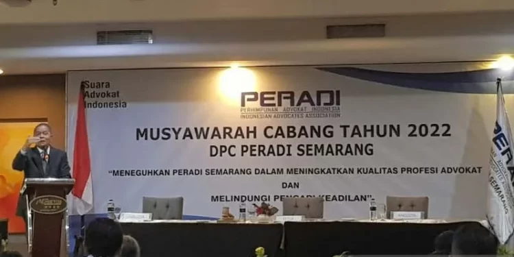 Advokat Anggota Peradi Diharapkan Konsisten Meningkatkan Kompetensi