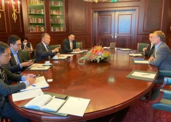 Menteri ESDM Ajak Investor Asing Tanamkan Modal di Indonesia