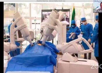 Kemenkes Bentuk Pusat Bedah Robotik Indonesia