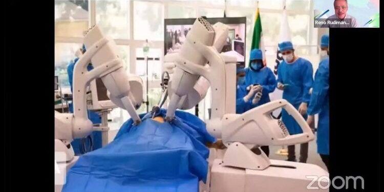 Kemenkes Bentuk Pusat Bedah Robotik Indonesia