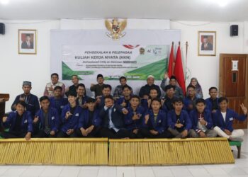 Sambut Milad AQL, STIQ Ar-Rahman Kirim Mahasiswa KKN ke 14 Desa