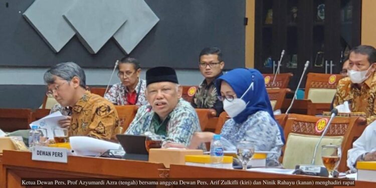 Komisi III DPR RPDU dengan Dewan Pers soal RKUHP