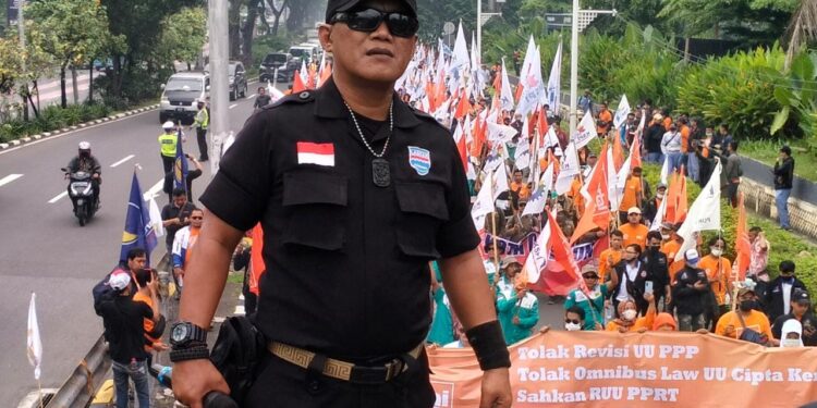 Penanggung Jawab Aksi Nasional KSPI Kritik Kenaikan Harga BBM