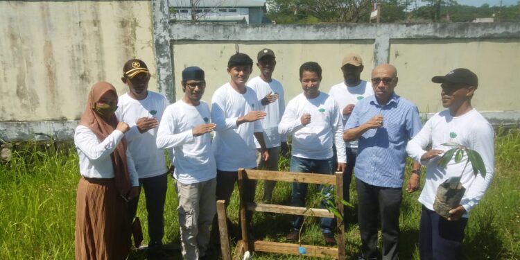 Hari Tani Nasional, HKTI SBT Gelar Gerakan Tanam Produktif